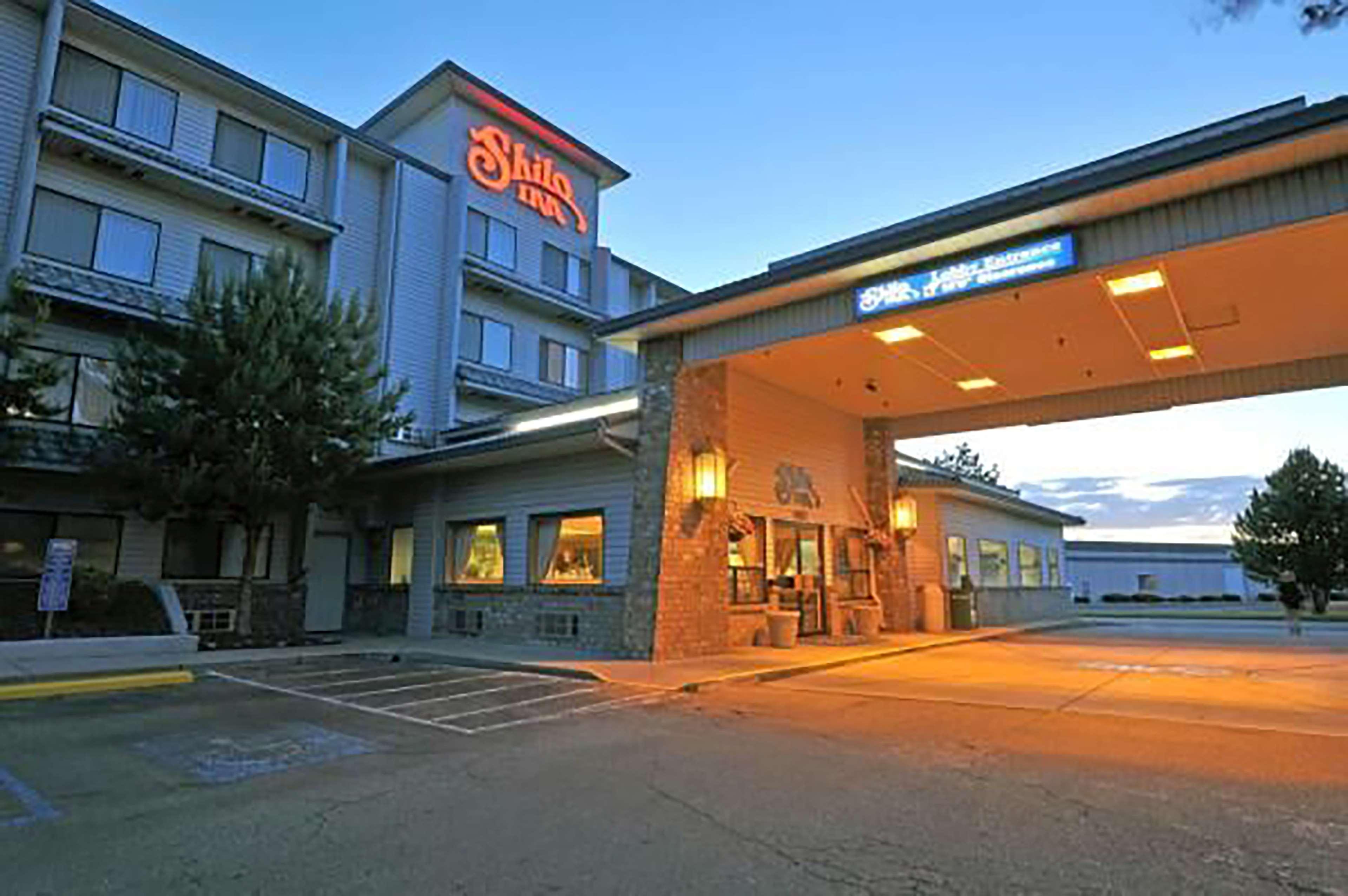 Shilo Inn Suites Hotel - Nampa Suites Exterior foto